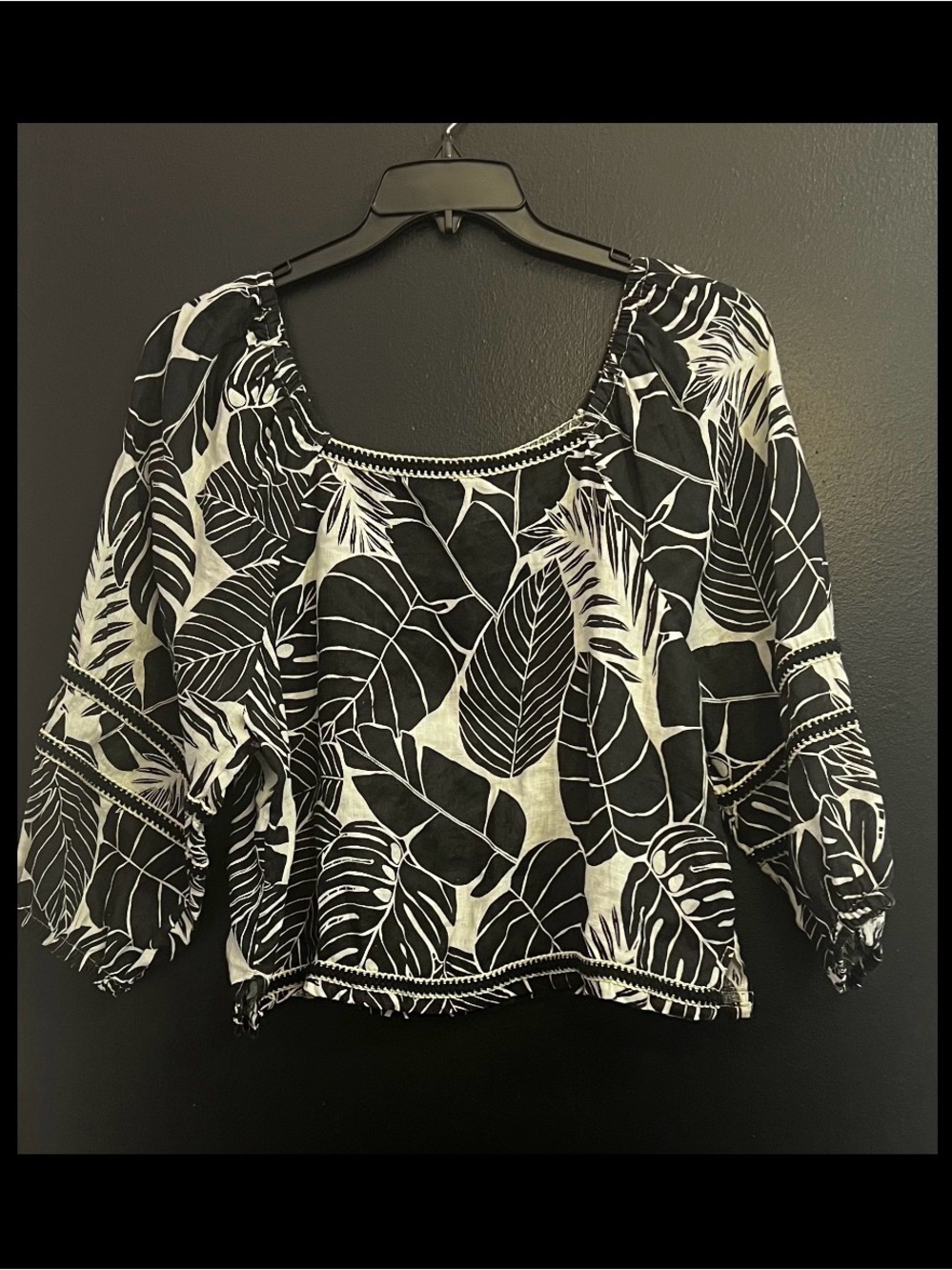 Cynthia Rowley 100% Linen Black & White Leaf-Print Peasant Blouse - Picture 1 of 3